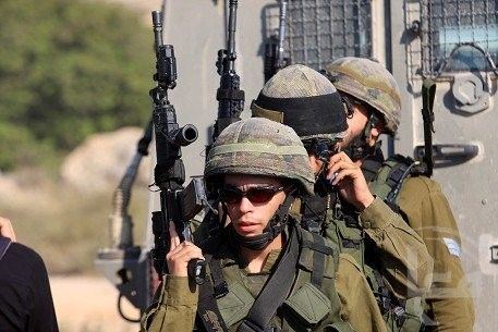 اعتقال 5 عمال من لجنة اعمار الخليل في شارع الشهداء
