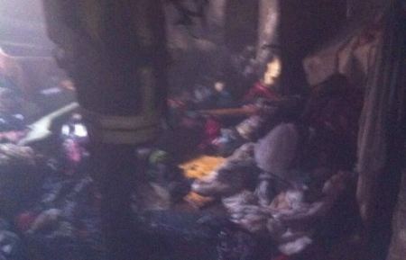 الدفاع المدني يخمد حريقا بمنزل في سيريس جنوب جنين