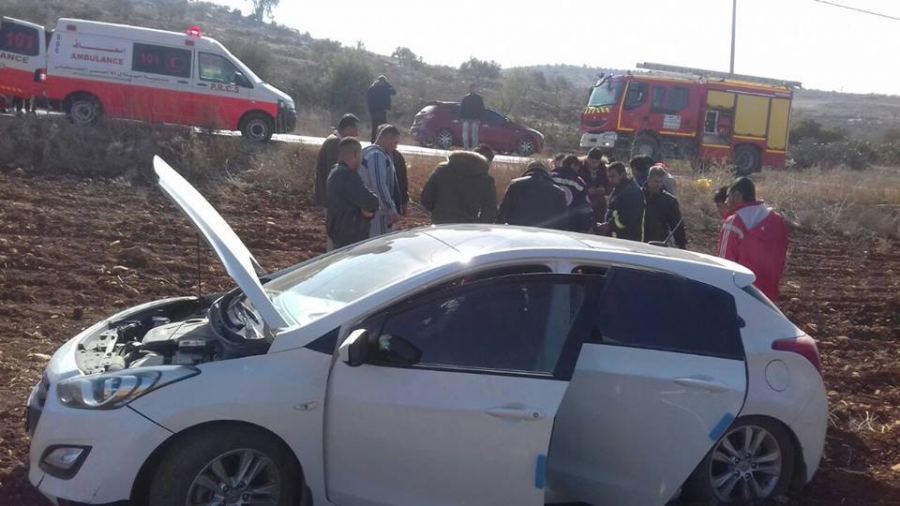 اصابة مواطن أثر انزلاق مركبة بمدينة جنين