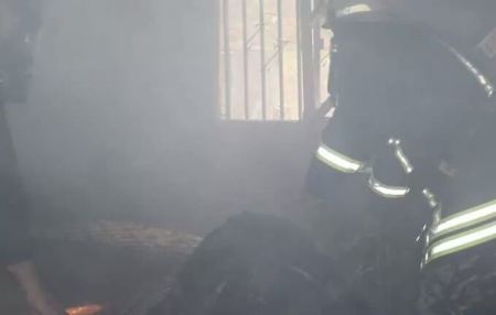 السيطرة على حريق منزل في بلدة يعبد جنوب غرب جنين