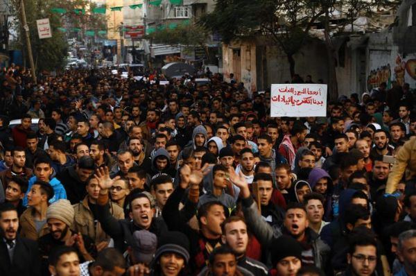 مواصلة عمليات اعتقال حركة حماس للمواطنين في غزة على خلفية الاحتحاجات على ازمة الكهرباء 