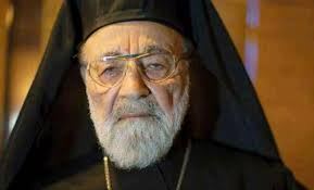 بعد مسيرة حافلة: الاعلان عن وفاة المطران كبوشي في روما