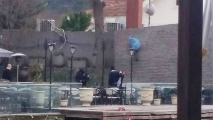 قتيل و اصابات في عملية اطلاق نار في مطعم باسطنبول 