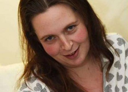 اعتقدت انها تعاني من الم حصوة الكلى لكن ما وجده الطبيب كان صاادم!