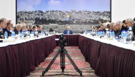 القيادة الفلسطينية ترفض اي عروض لعودة المفاوضات