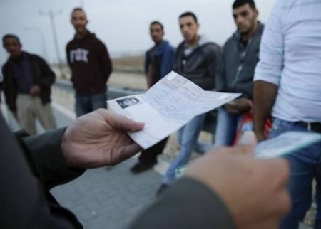 توصية إسرائيلية: يجب منح تصاريح أكثر للفلسطينيين