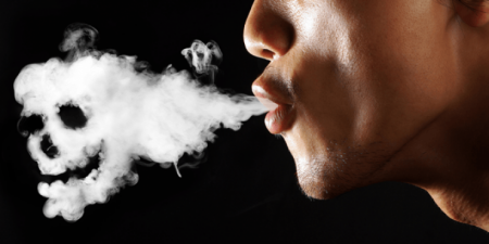 عقوبات لمن يبيع 'سجائر وأراجيل ' لمن هم دون 18 عاما