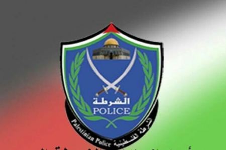 الشرطة تلقي القبض على شخصين بتهمة السرقة في جنين