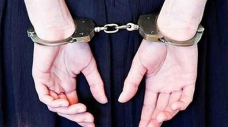  لصة تسرق 37 جهاز 'تابلت' من مركز الإحصاء بالرام