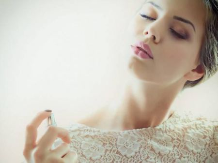  بهذه الحيلة سيدوم عطرك طوال النهار