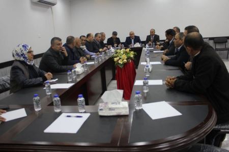 محافظ جنين يبحث سبل التعاون المشترك مع مجلس ادارة الغرفة التجارية الجديد