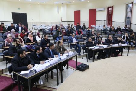 خضوري تعقد التصفيات النهائية لاختيار المشاريع المشاركة في مسابقة هالت برايز العالمية