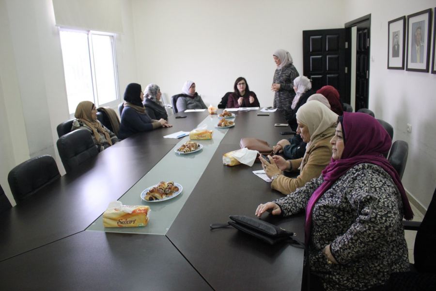 محاضرتان إرشاديتان لمنتدى نسوي بيتونيا