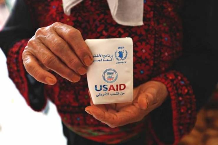  واشنطن تقرر وقف كل المساعدات للفلسطينيين نهاية الشهر الجاري