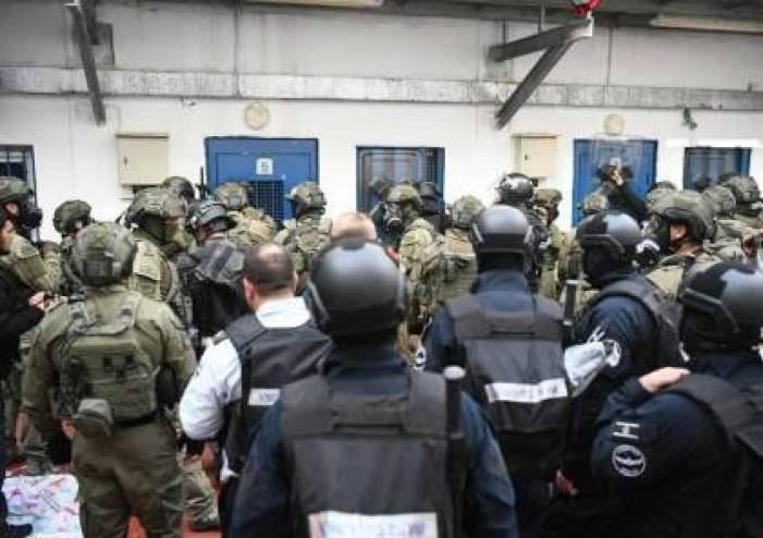 جلسة حاسمة اليوم بين الأسرى وإدارة 'عوفر