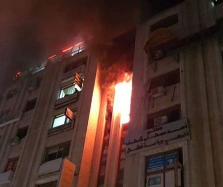 حريق في بناية وسط رام الله يخلف إصابة 