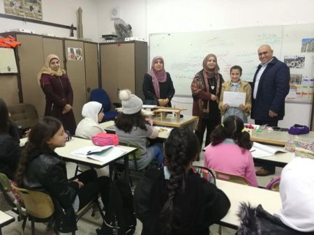 الرجوب والطاهر يفتتحان الفصل الدراسي الثاني في مدرسة الشهيد قدوره موسى