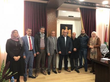 محافظ جنين يلتقي اللجنة الحركية المركزية للوزارات والمؤسسات الحكومية في محافظة جنين