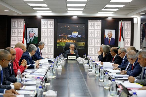  الحكومة: سنتخذ الإجراء المناسب إزاء قرار بينت منع إدخال المنتجات الزراعية الفلسطينية للأسواق الإسرائيلية