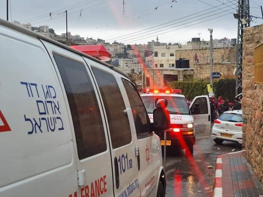  إصابة مواطن برصاص مستوطن غرب رام الله