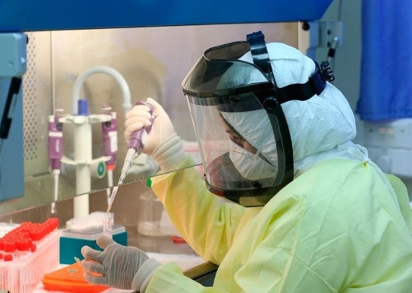 وفاة و592 إصابة جديدة بـ
