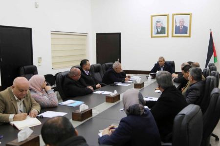 قلقيلية : اجتماع لمناقشة اليات تشغيل مدرسة القلب الكبير