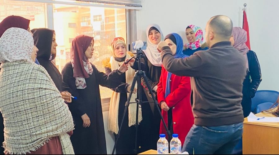 فلسطينيات تفتتح تدريبًا حول القصة الرقمية