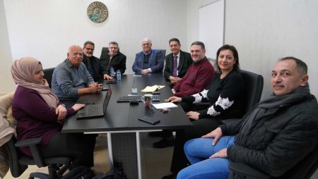 الجامعة العربية الأمريكية تستضيف مدير مكتب ايراسموس بلس في فلسطين