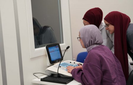 المجمع الطبي التأهيلي الجامعي ينظم يوما طبيا مجانيا لموظفي الجامعة