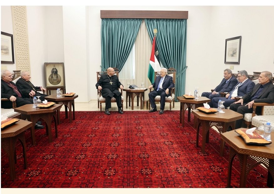 الرئيس يهنئ مطران الكنيسة الإنجيلية اللوثرية في فلسطين والأردن باستلام مهامه