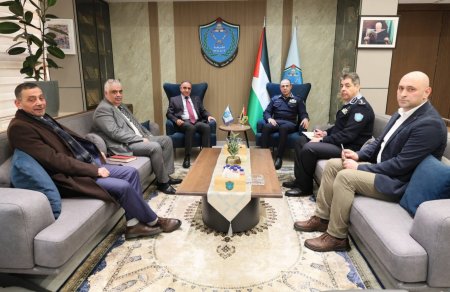 اللواء علام السقا ورئيس سلطة الطاقة يبحثان سبل التعاون وتعزيز استخدام الطاقة النظيفة