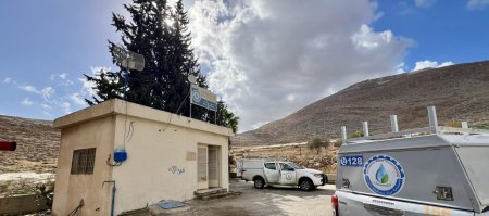 وقف مؤقت لضخ المياه من آبار "عين سامية" نتيجة اعتداء المستعمرين