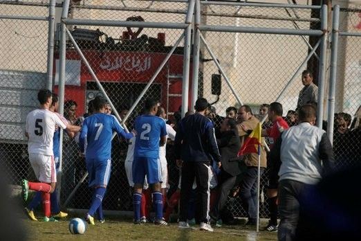 غزة: ثلاث إصابات بإنهيار سور بإستاد خان يونس