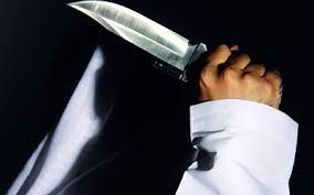 طعن شاب مقدسي على يد مجهولين 