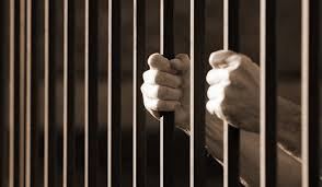 الأسيران ابو الليل وفايز يدخلان إضرابا مفتوحا عن الطعام