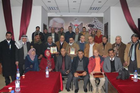 جنين: تكريم المساهمين في بناء نصب الشهيد أبو عمار