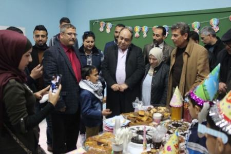 جنين : محافظة جنين وجمعية فرح أصدقاء مرضى السرطان ينظمان يوما ترفيهيا لأطفال مرضى السرطان في قرية عرانة