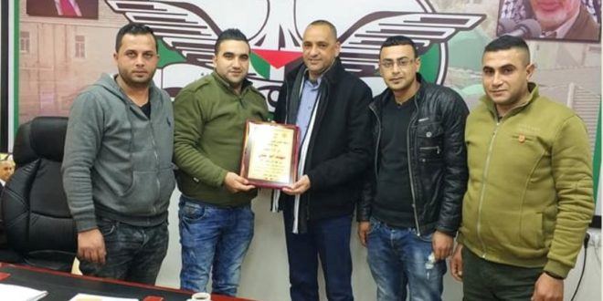 فتح في قرية العرقة تكرم مدير الأمن الوقائي في جنين