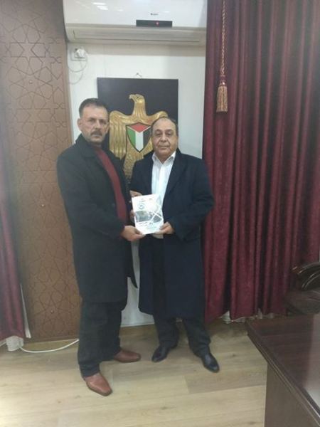  المحافظ رمضان يتسلم التقرير السنوي للضابطة الجمركية لعام 2017 