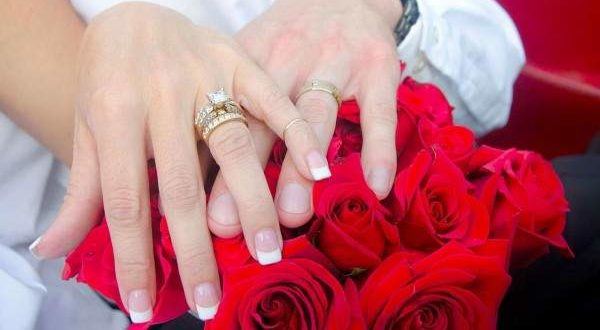 إيّاكم والزواج في عيد العشّاق وإلاّ