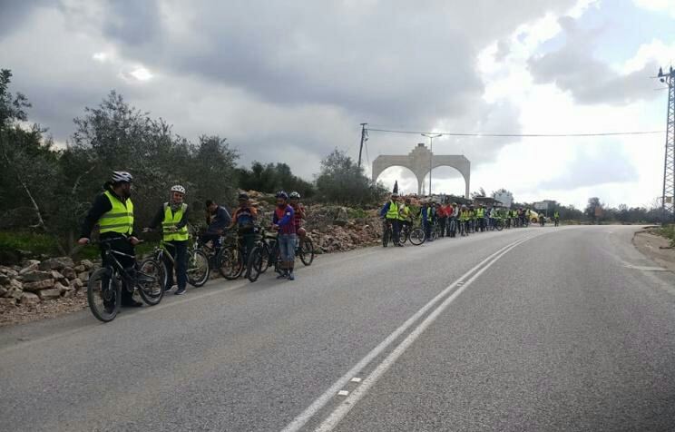 فلسطين على البسكليت مجموعة شبابية لاستكشاف فلسطين على الدراجات الهوائية