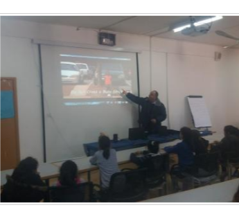  الشرطة تنظم محاضرة حول السلامة المرورية واخرى حول مخاطر الانترنت في جنين