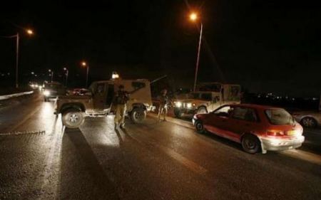 الاحتلال يعتقل شابا ويصادر دراجته النارية في يعبد