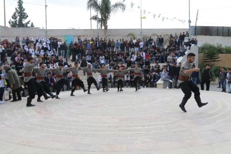 "التربية والتعليم" تنظم يوماً ارشادياً لطلبة الثانوية العامة " انجاز" في "خضوري"