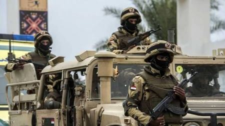  مقتل وإصابة 15 جندياً مصرياً وتصفية 7 إرهابيين