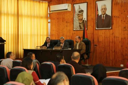 " قلقيلية: ورشة عمل حول البوابة الموحدة للمساعدات والخدمات الاجتماعية"