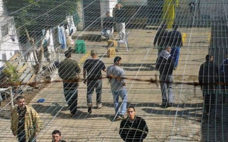 توتر وحذر يسود معتقل مجدو بعد اغلاق الاحتلال قسم '6'