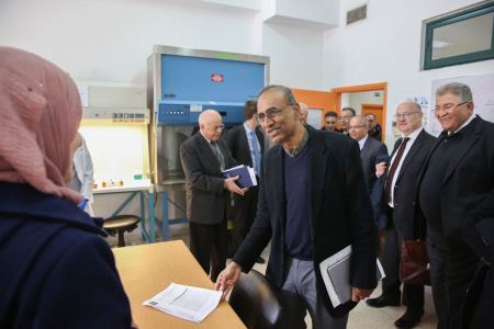  جامعة القدس تبحث والعالم "راماكريشنان" الحائز على جائزة نوبل في الكيمياء تطوير البحث العلمي