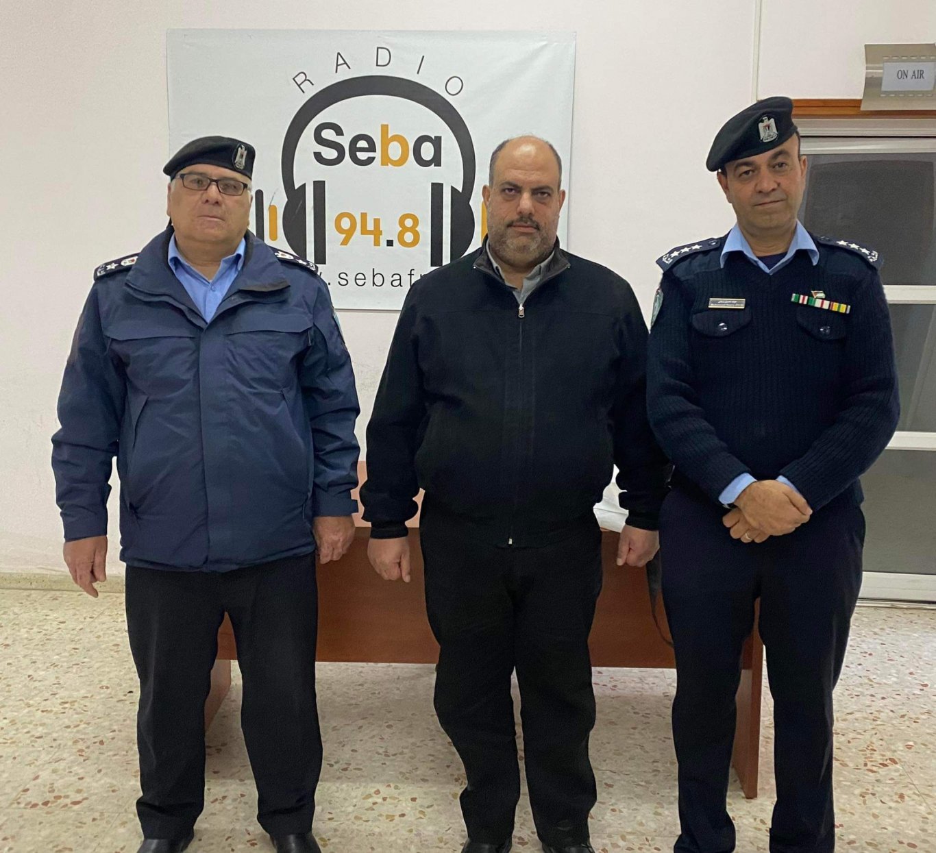 خاص/ وفد من العلاقات العامة في شرطة محافظة جنين يزور مقر راديو صبا في بلدة الزبابدة بمناسبة اليوم العالمي للإذاعة