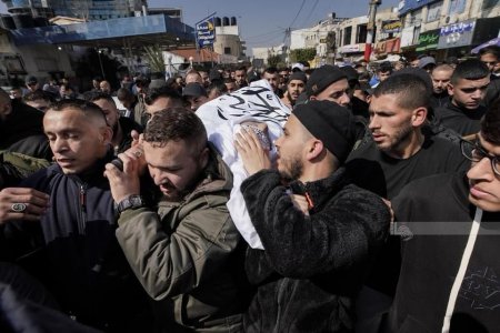 جماهير غفيرة تشييع جثمان الشهيد ماجد نبهان في مخيم جنين